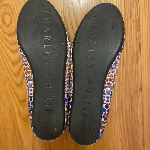Charles Philip Shanghai flats, size 11 but fit a 10. - Picture 6 of 7
